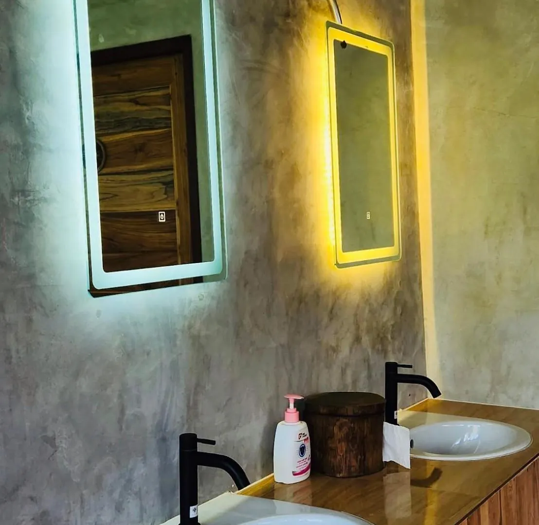 Koh Tao Silver Na'S Hostel Thailand